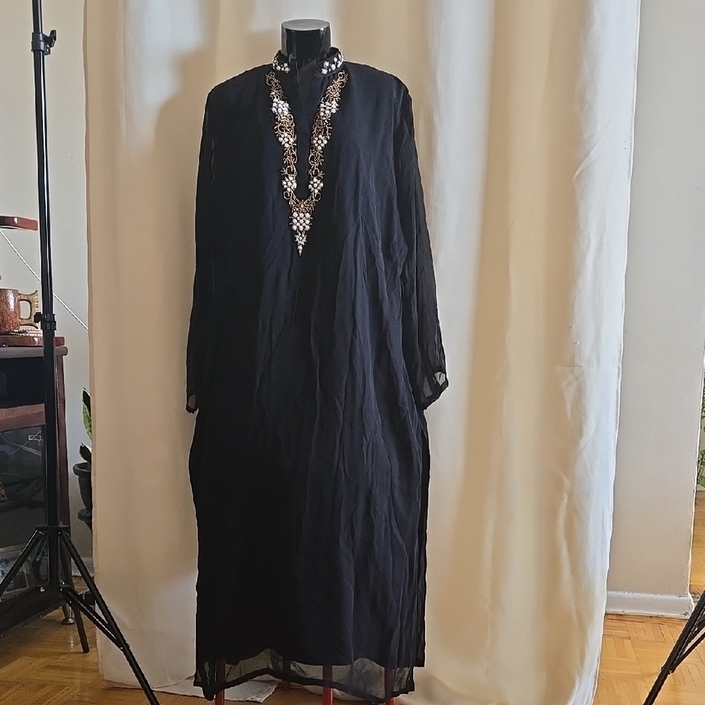 Elegant Black Embellished Kurta